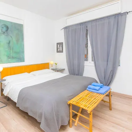 Eixample Dret Independencia Valenci By Interhome Apartamento *